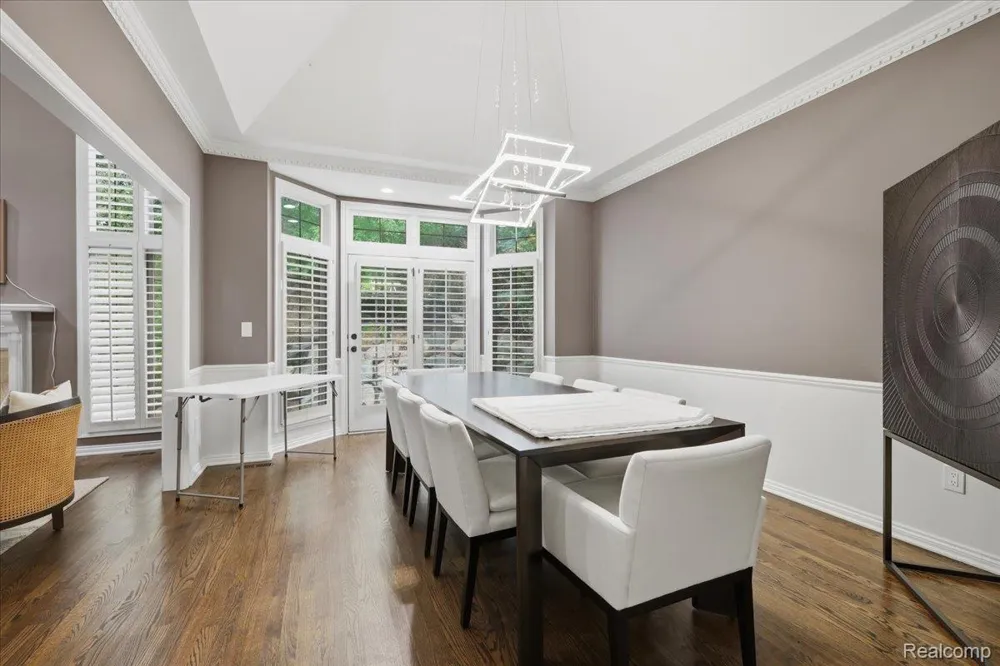 160 Kirkwood Court Bloomfield Hills City, MI 48304