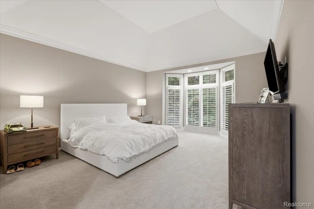 160 Kirkwood Court Bloomfield Hills City, MI 48304