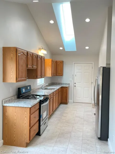 3121 Cherry Tree Lane