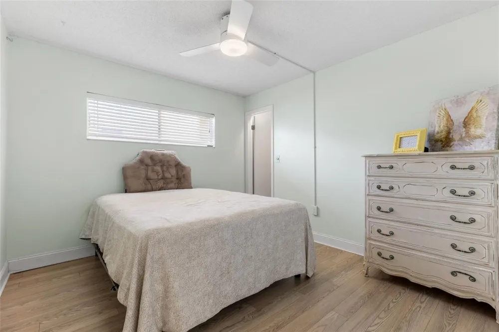 4775 COVE CIRCLE #202 St Petersburg, FL 33708