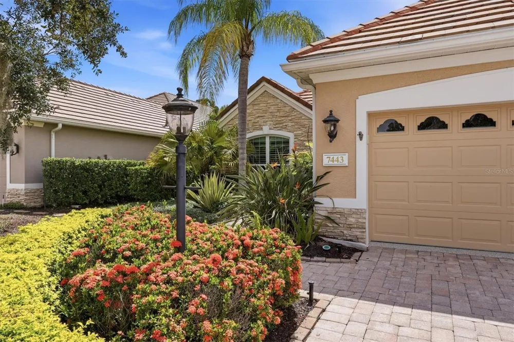 7443 EDENMORE STREET Bradenton, FL 34202