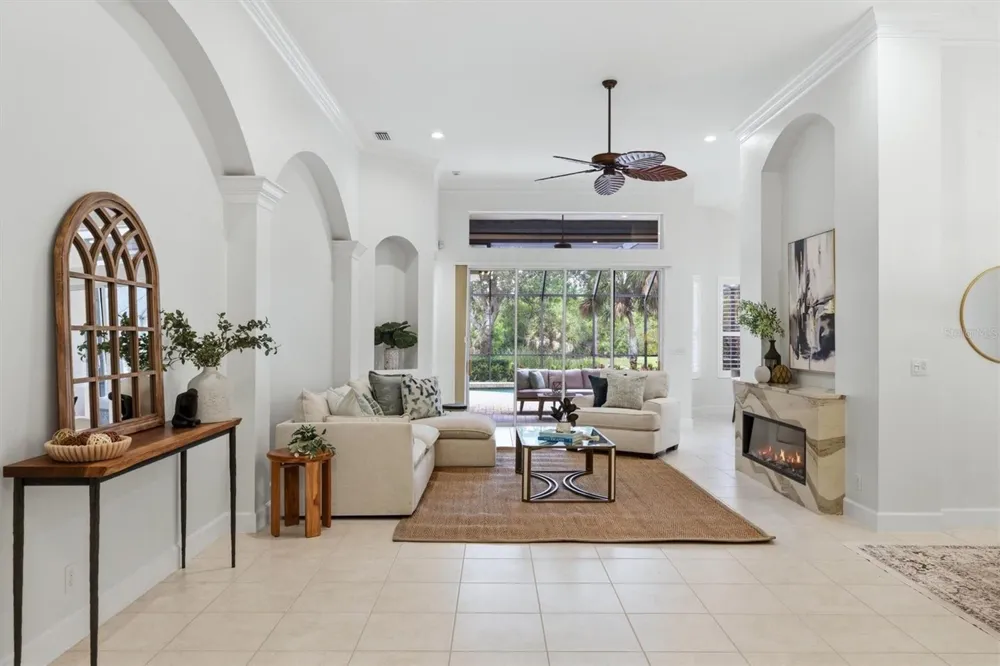 7443 EDENMORE STREET Bradenton, FL 34202