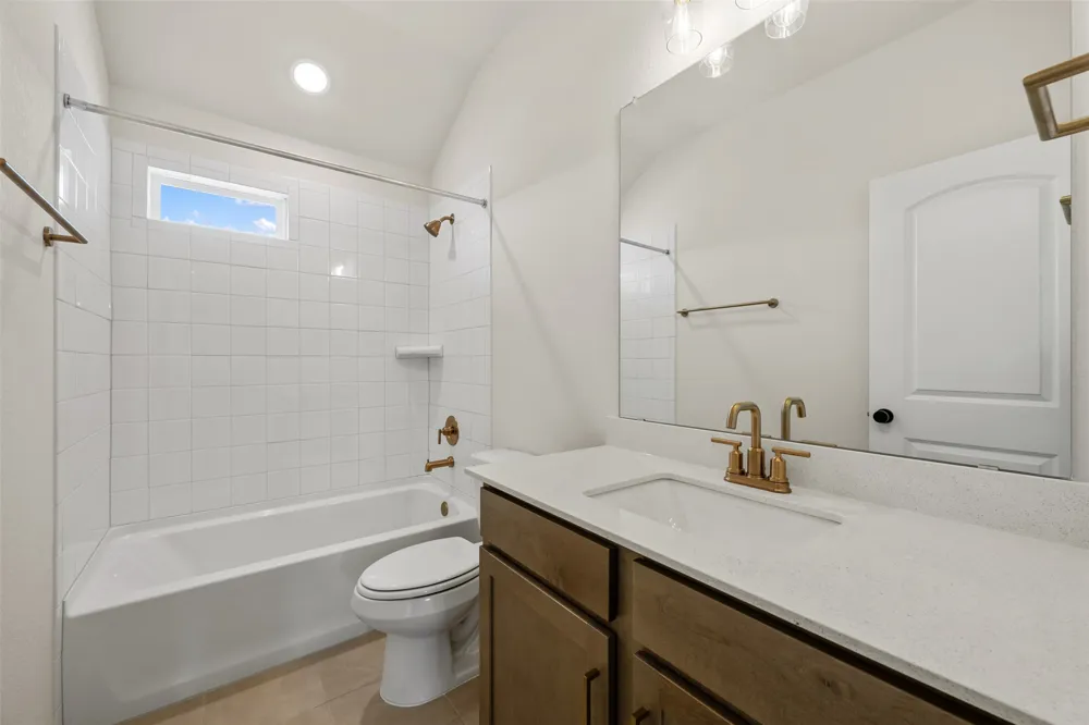 200 Clover Bend Liberty Hill, TX 78642