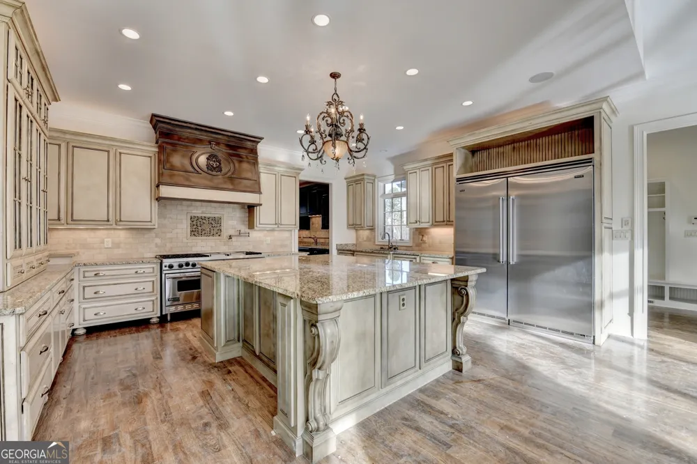 4045 Ridge RD Buford, GA 30519