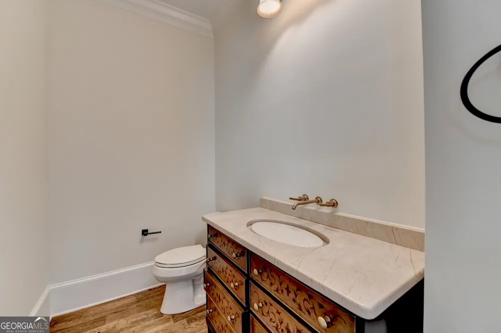 4045 Ridge RD Buford, GA 30519