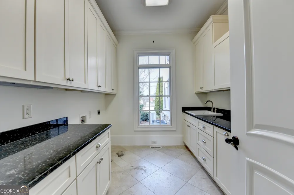 4045 Ridge RD Buford, GA 30519