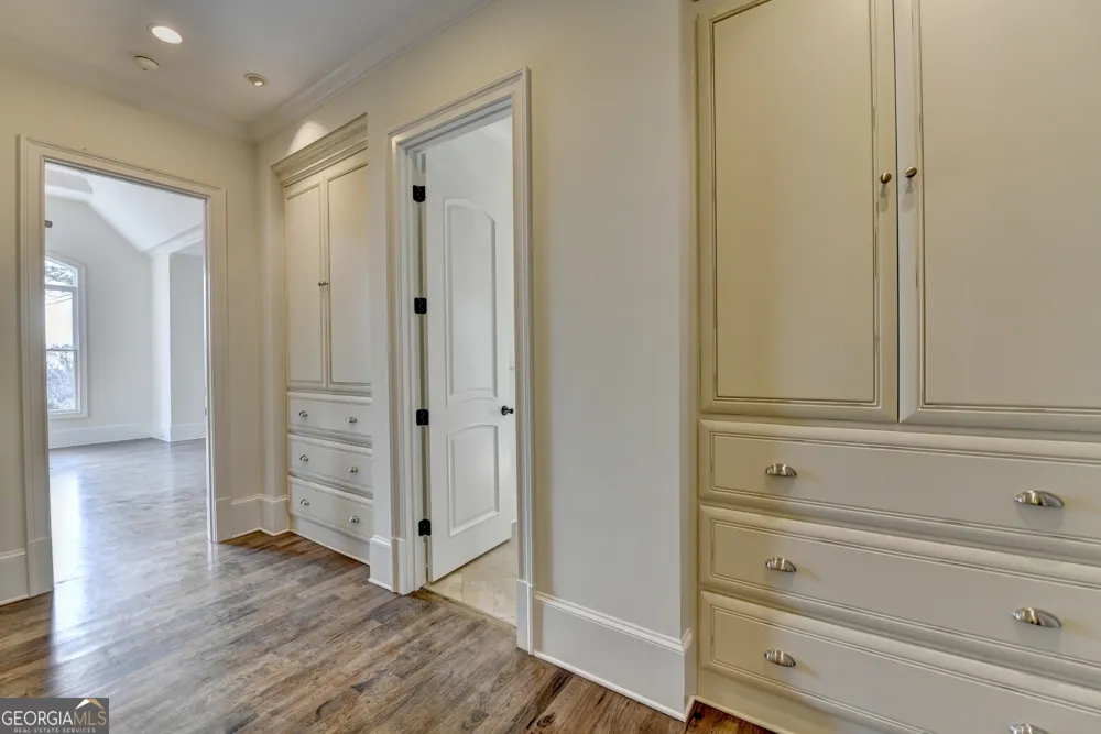 4045 Ridge RD Buford, GA 30519