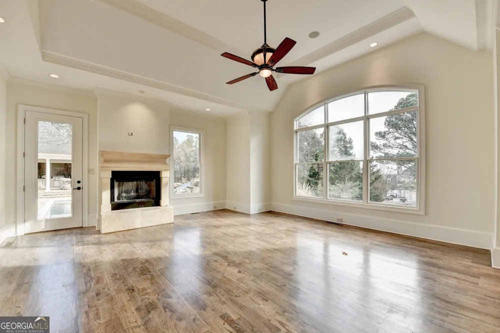 4045 Ridge RD Buford, GA 30519