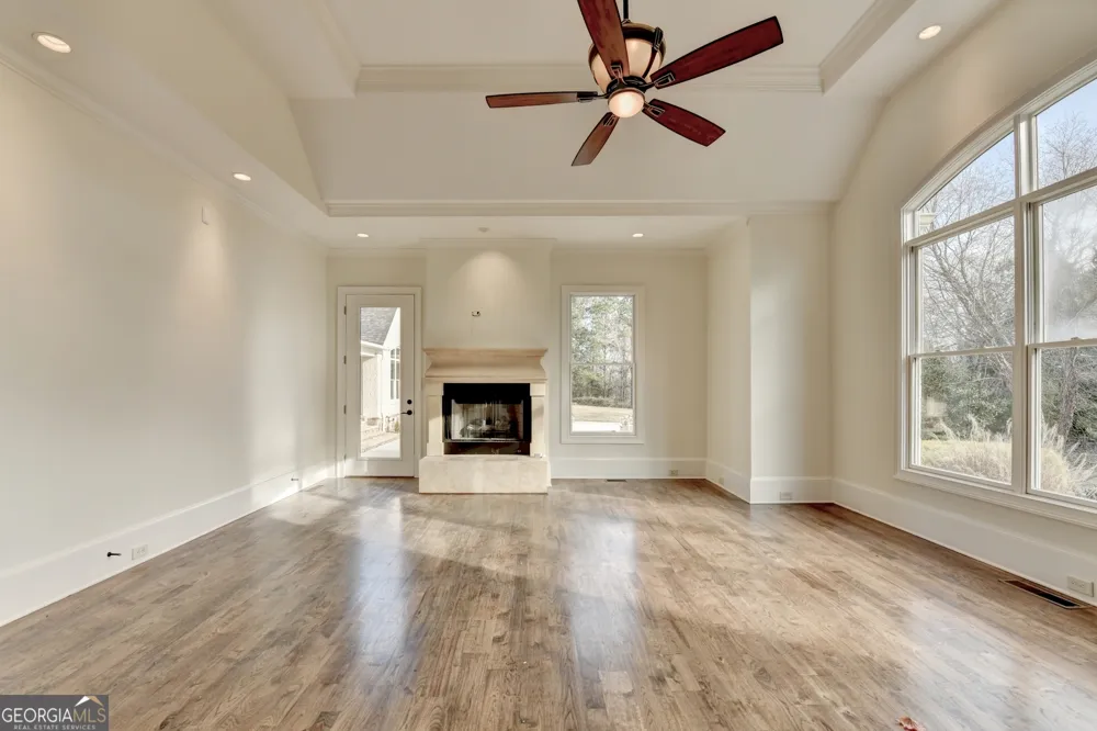 4045 Ridge RD Buford, GA 30519