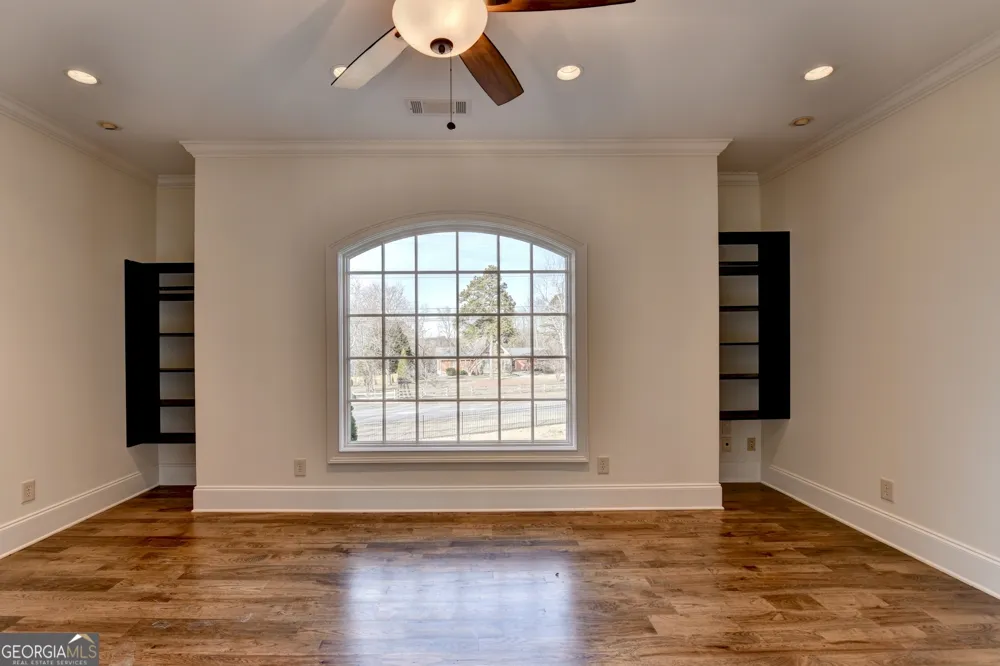 4045 Ridge RD Buford, GA 30519