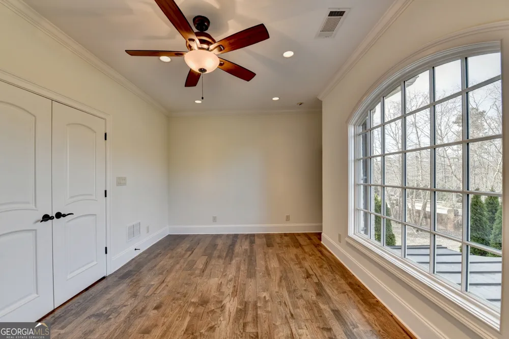 4045 Ridge RD Buford, GA 30519