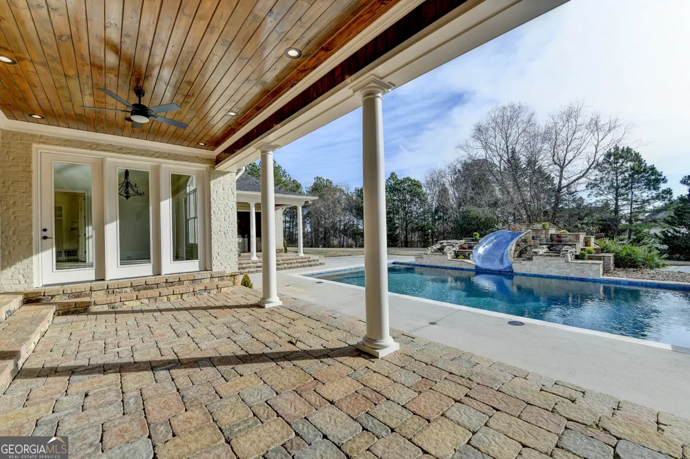 4045 Ridge RD Buford, GA 30519