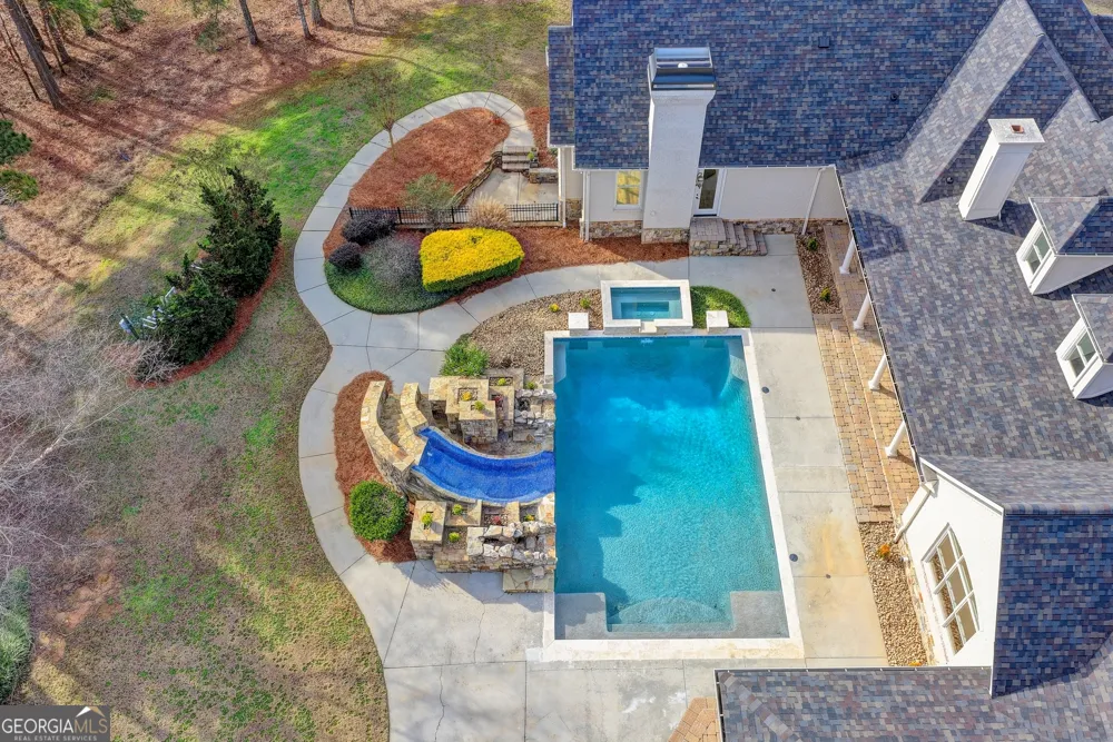 4045 Ridge RD Buford, GA 30519