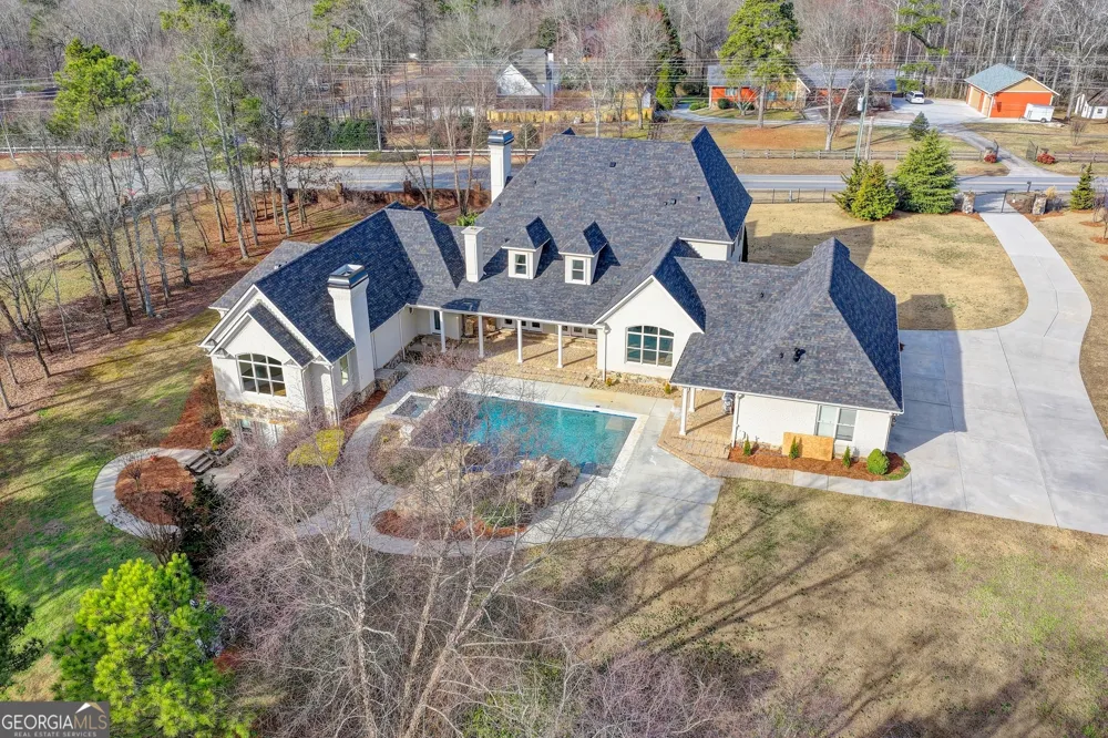 4045 Ridge RD Buford, GA 30519