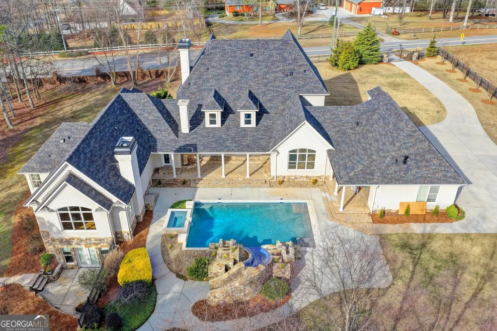 4045 Ridge RD Buford, GA 30519