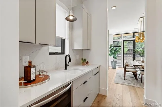 959 S Vine Street Denver, CO 80209