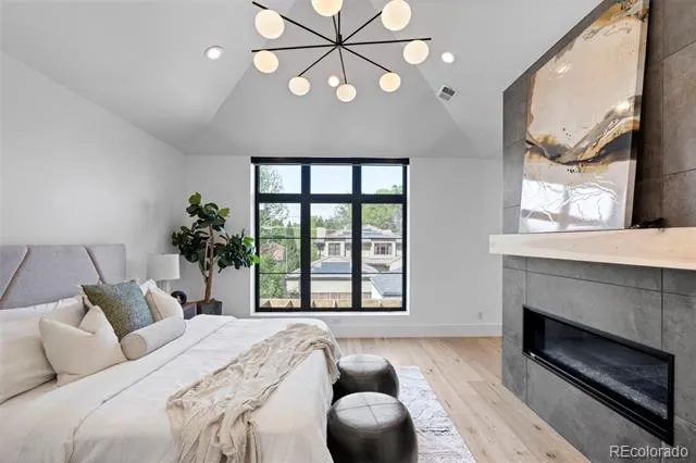 959 S Vine Street Denver, CO 80209