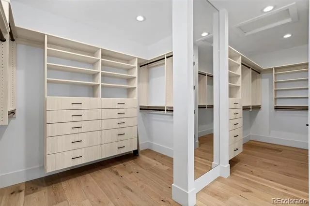 959 S Vine Street Denver, CO 80209