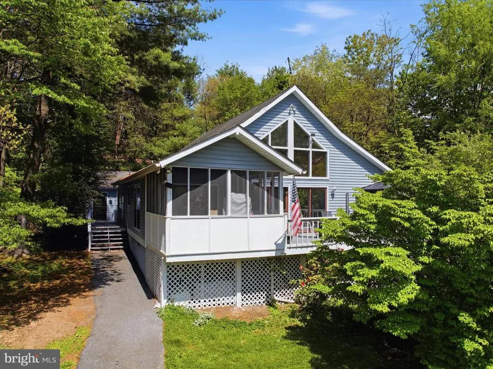 530 TECUMSEH TRL Hedgesville, WV 25427