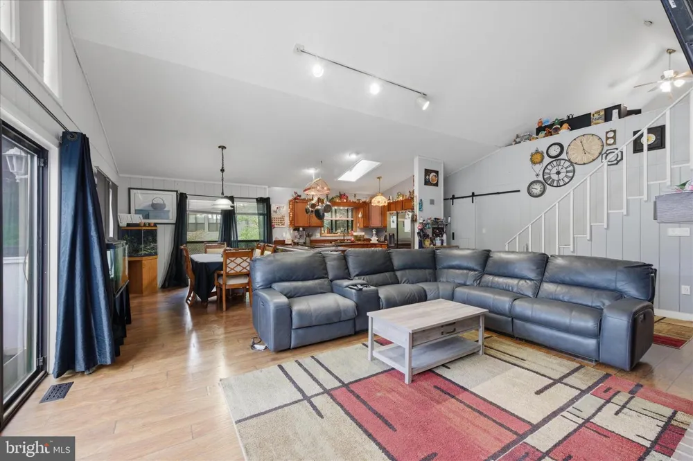530 TECUMSEH TRL Hedgesville, WV 25427