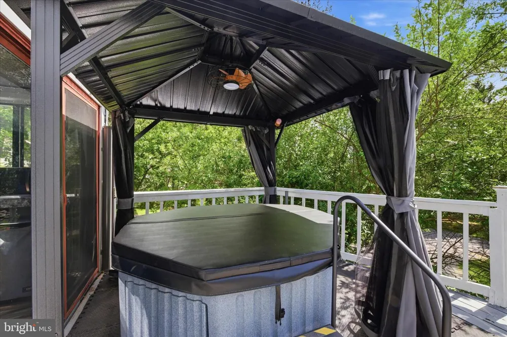530 TECUMSEH TRL Hedgesville, WV 25427