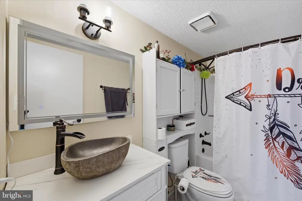 530 TECUMSEH TRL Hedgesville, WV 25427