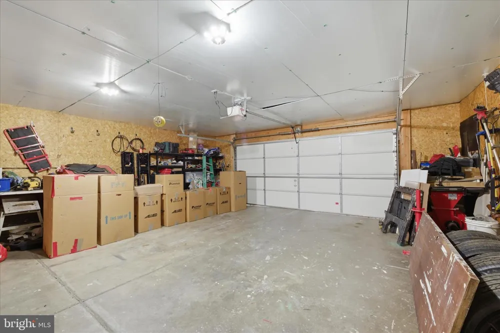 530 TECUMSEH TRL Hedgesville, WV 25427