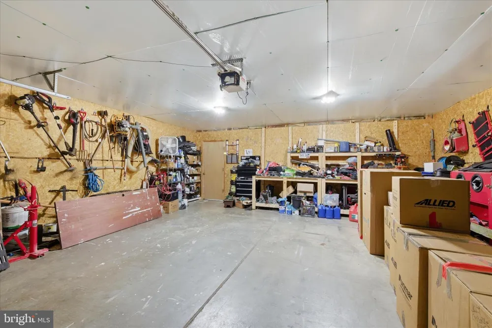 530 TECUMSEH TRL Hedgesville, WV 25427
