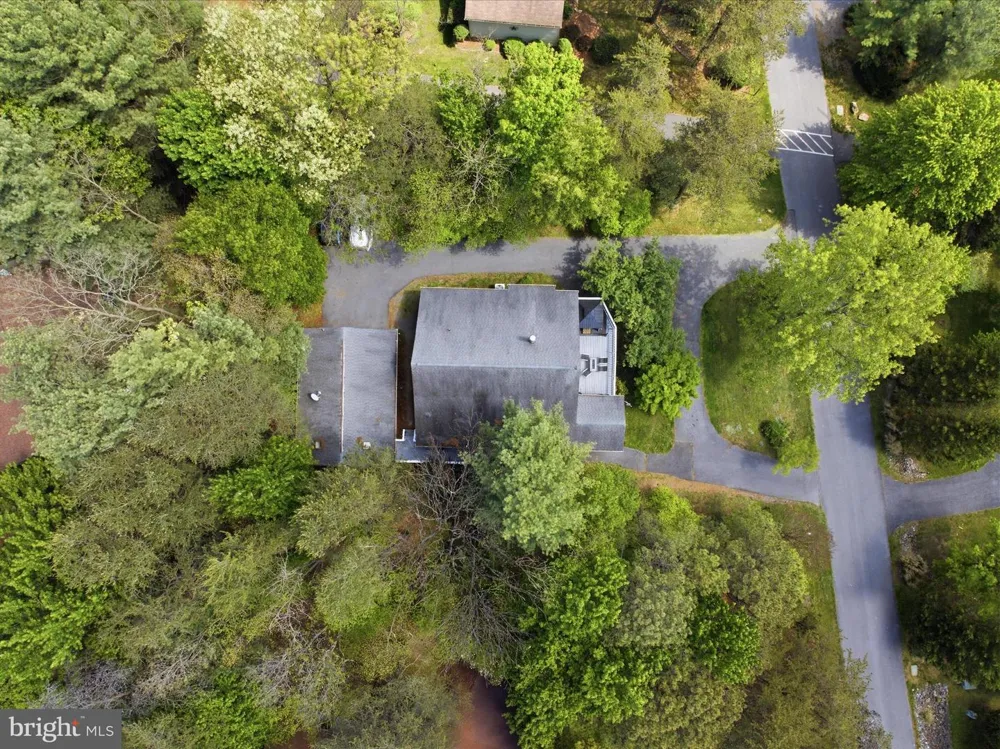 530 TECUMSEH TRL Hedgesville, WV 25427