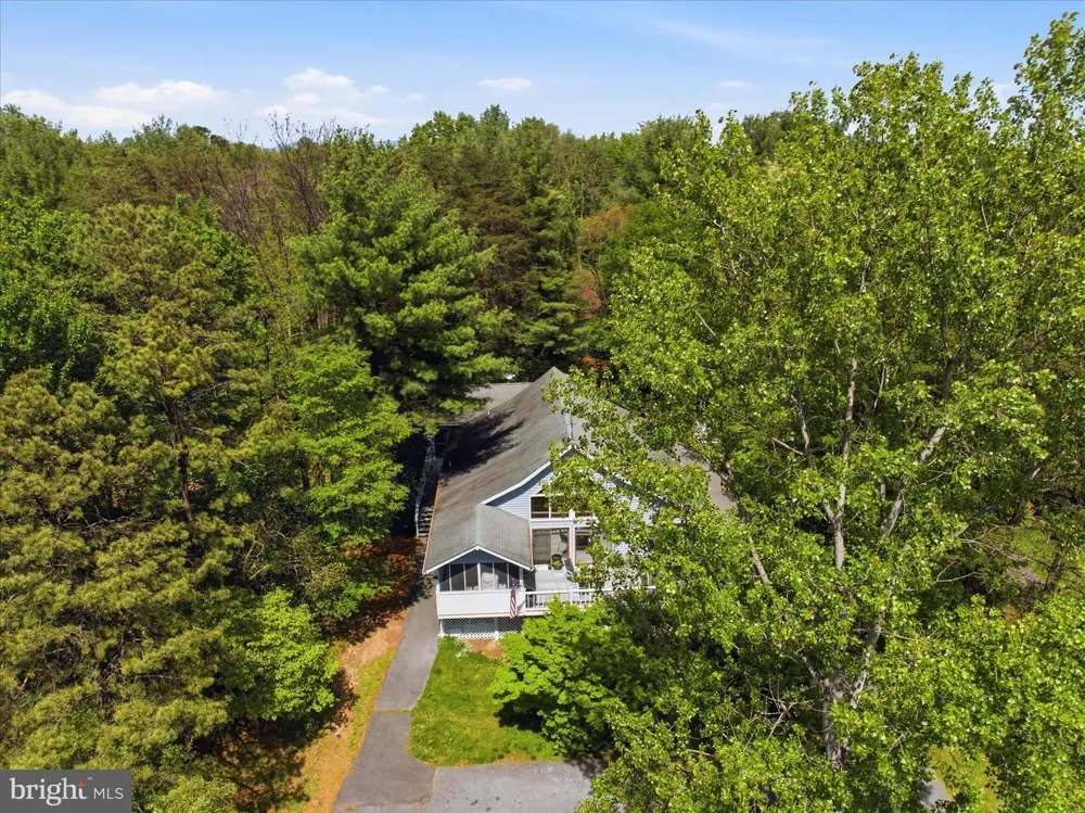 530 TECUMSEH TRL Hedgesville, WV 25427