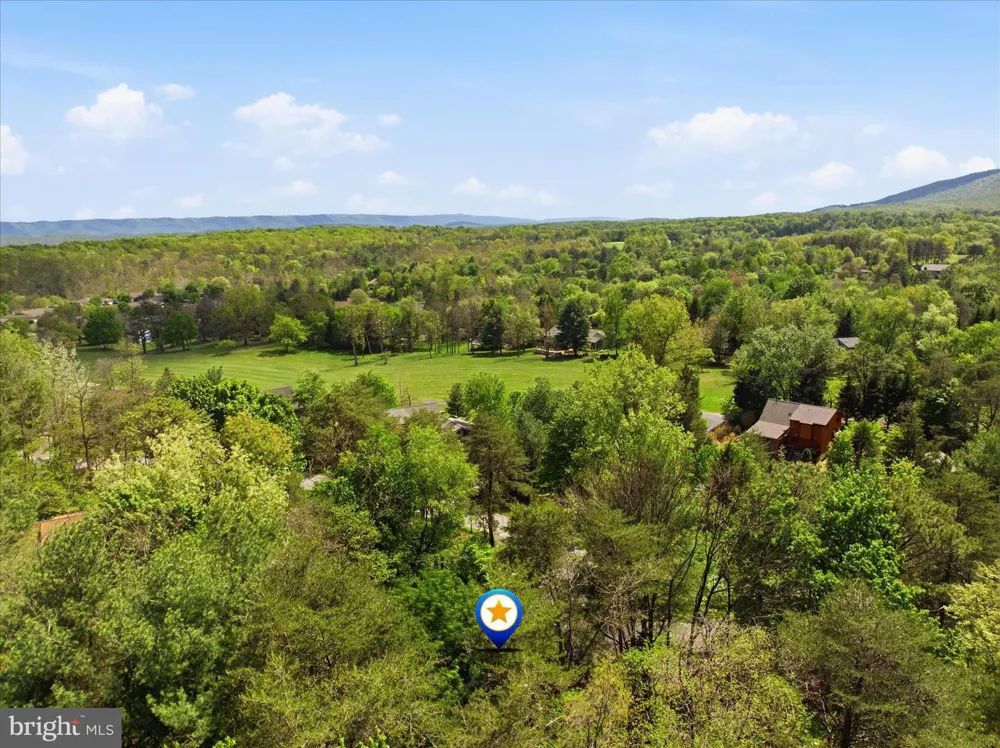 530 TECUMSEH TRL Hedgesville, WV 25427