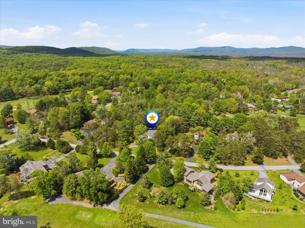 530 TECUMSEH TRL Hedgesville, WV 25427