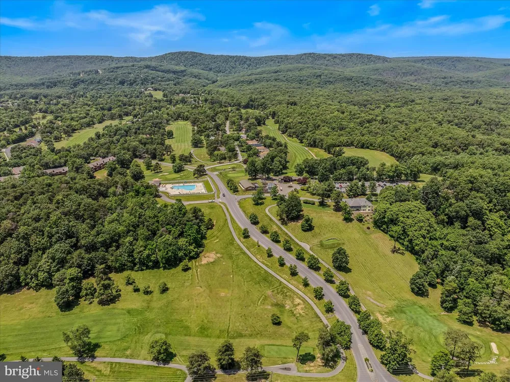 530 TECUMSEH TRL Hedgesville, WV 25427