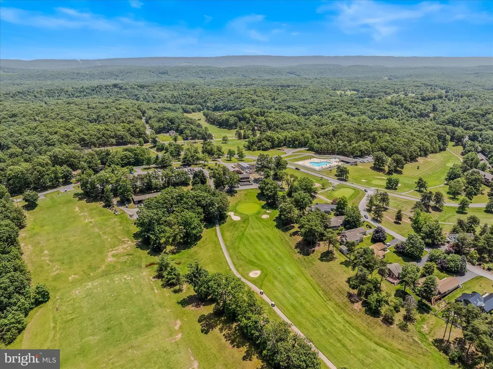530 TECUMSEH TRL Hedgesville, WV 25427