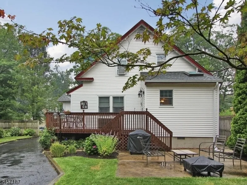 703 MARSHALL PLACE Plainfield City, NJ 07062