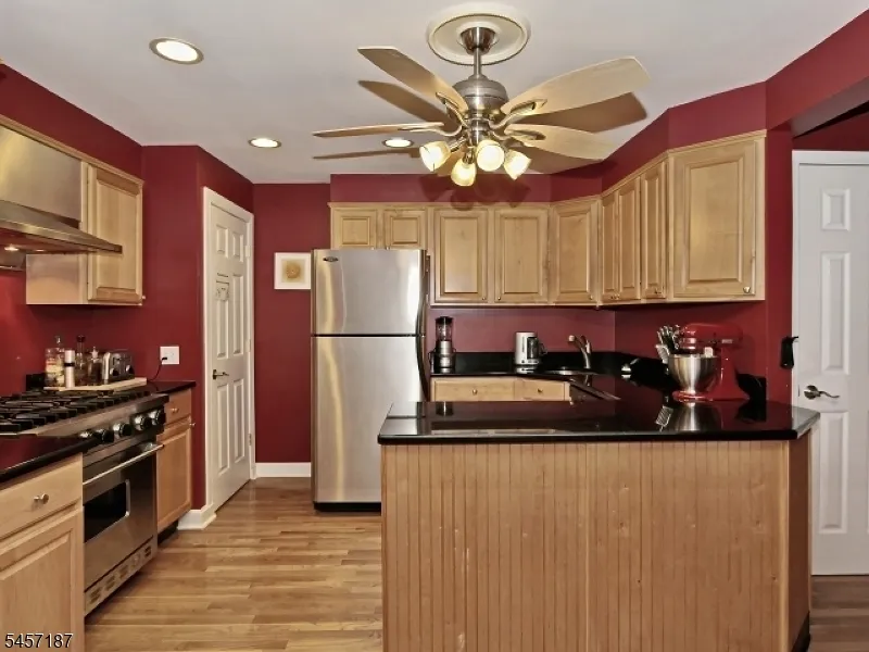 703 MARSHALL PLACE Plainfield City, NJ 07062