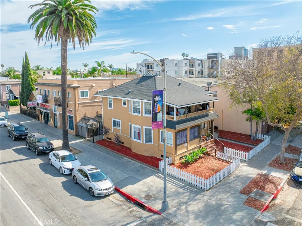 406 E 7th Long Beach, CA 90813