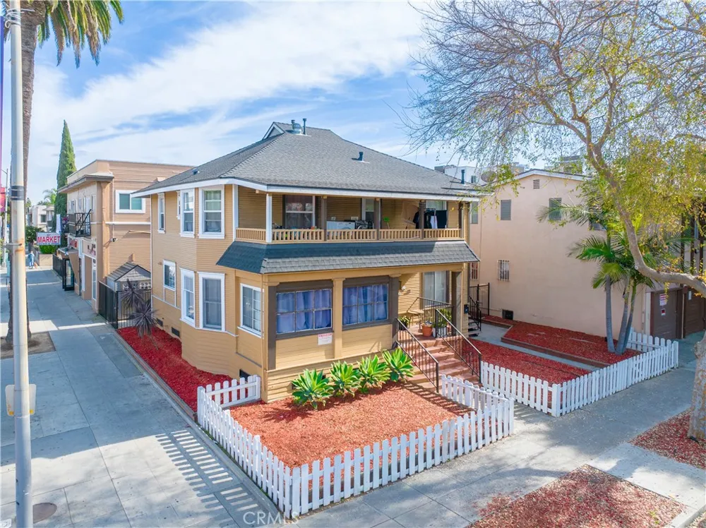 406 E 7th Long Beach, CA 90813