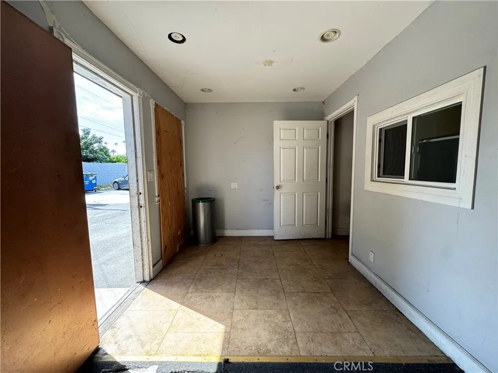 200 Brookhurst Anaheim, CA 92801