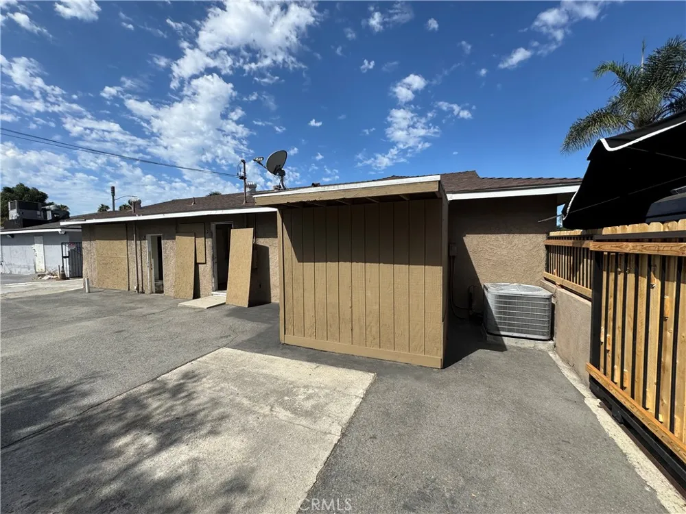 200 Brookhurst Anaheim, CA 92801