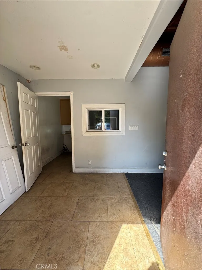 200 Brookhurst Anaheim, CA 92801