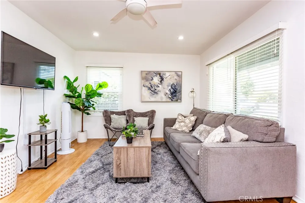 4868 W 133rd Hawthorne, CA 90250