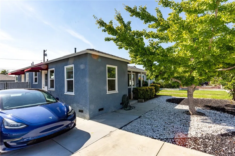 4868 W 133rd Hawthorne, CA 90250