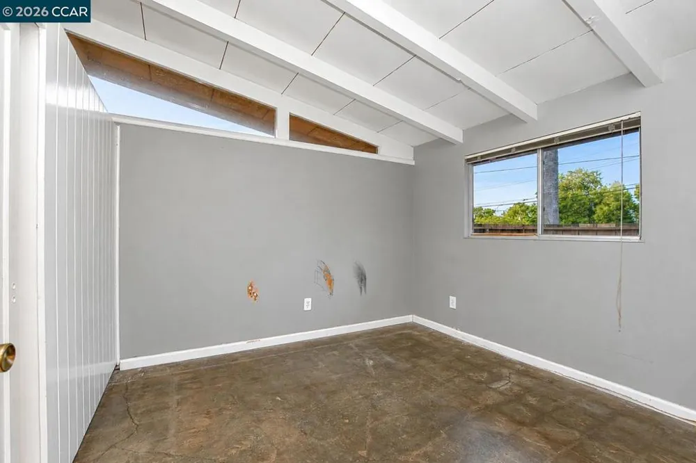 3214 Pine St. Martinez, CA 94553