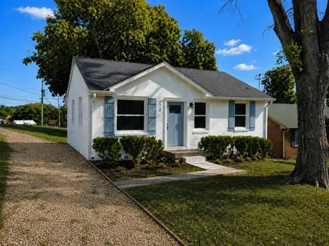 176 Rural Ave