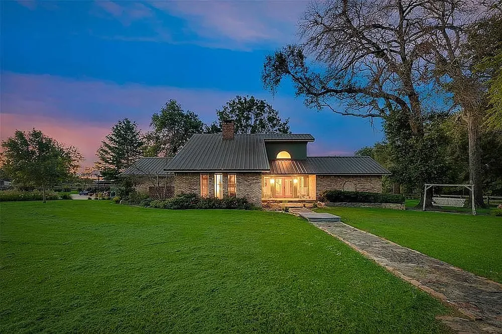 740 Fm 27 W Streetman, TX 75859