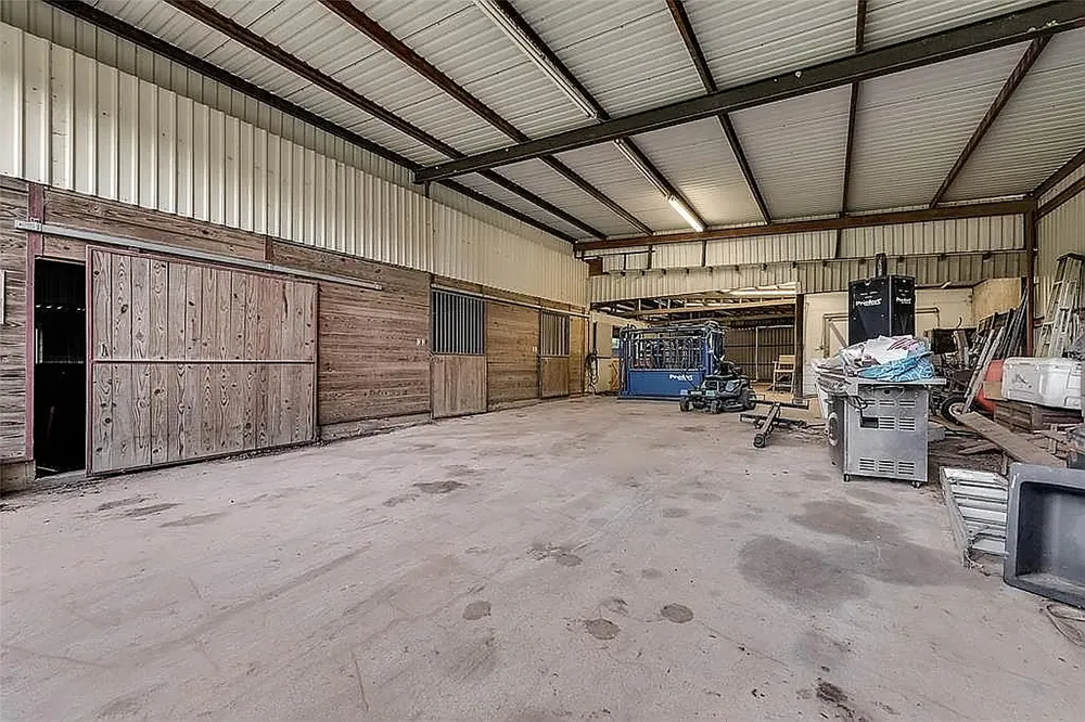 740 Fm 27 W Streetman, TX 75859