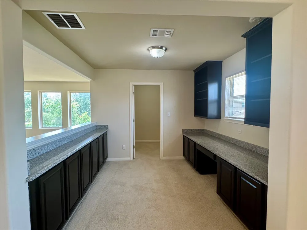 1012 Mark Omeara Cove Round Rock, TX 78664