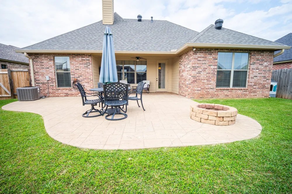 285 Evangeline Creek Drive Shreveport, LA 71106