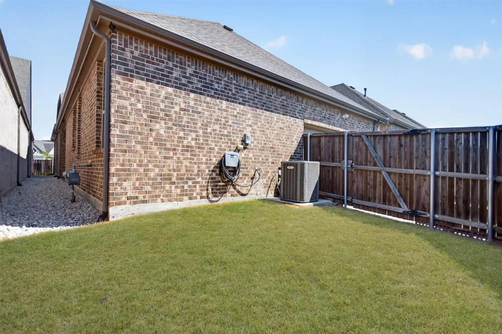5620 Traveller Drive North Richland Hills, TX 76180